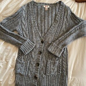 Arizona Jean Company Gray Knit Sweater